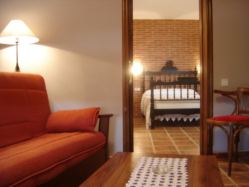Hostal Casa Laure Y Mª Jose Arens de Lledo Bagian luar foto