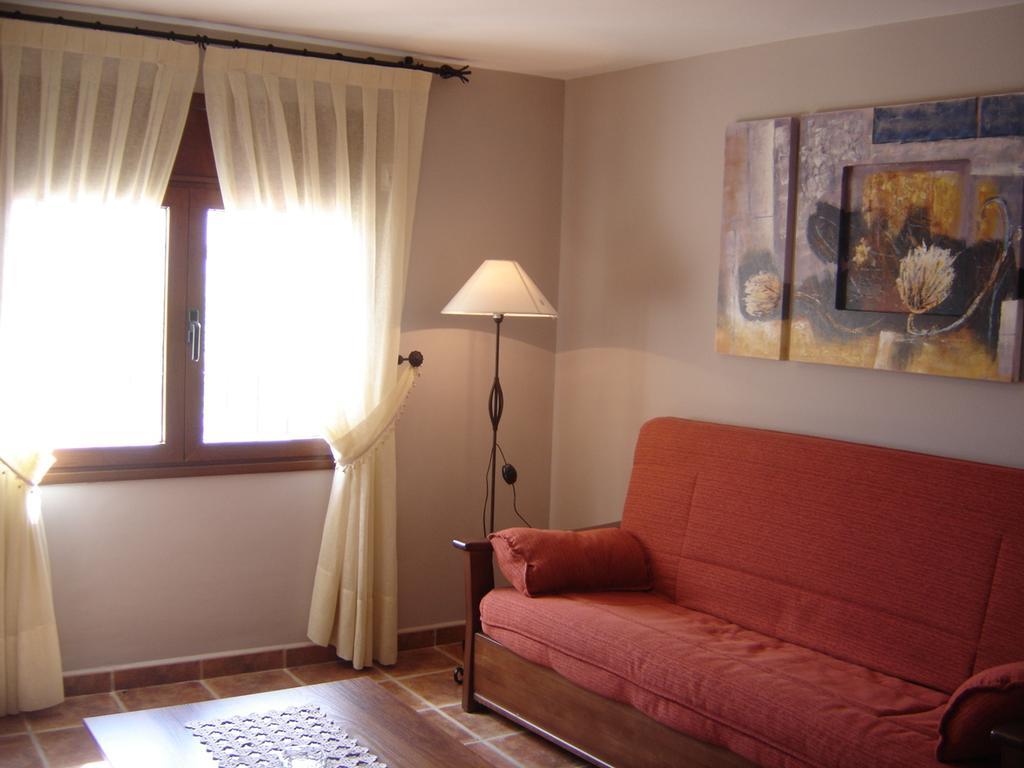 Hostal Casa Laure Y Mª Jose Arens de Lledo Bagian luar foto
