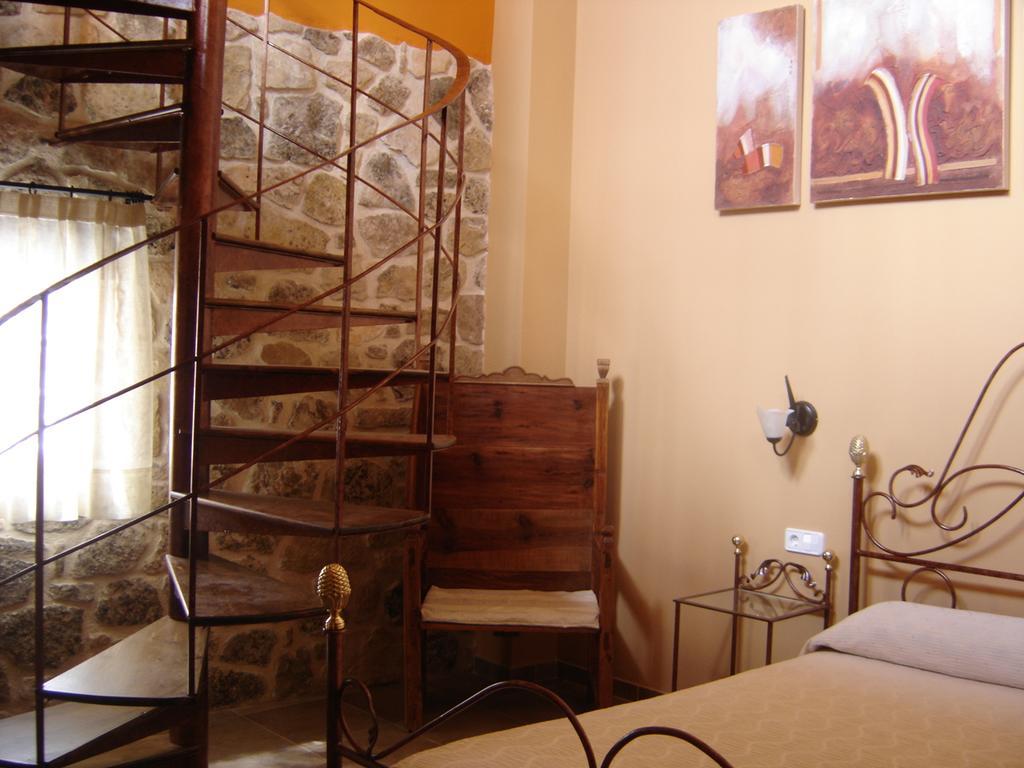 Hostal Casa Laure Y Mª Jose Arens de Lledo Bagian luar foto