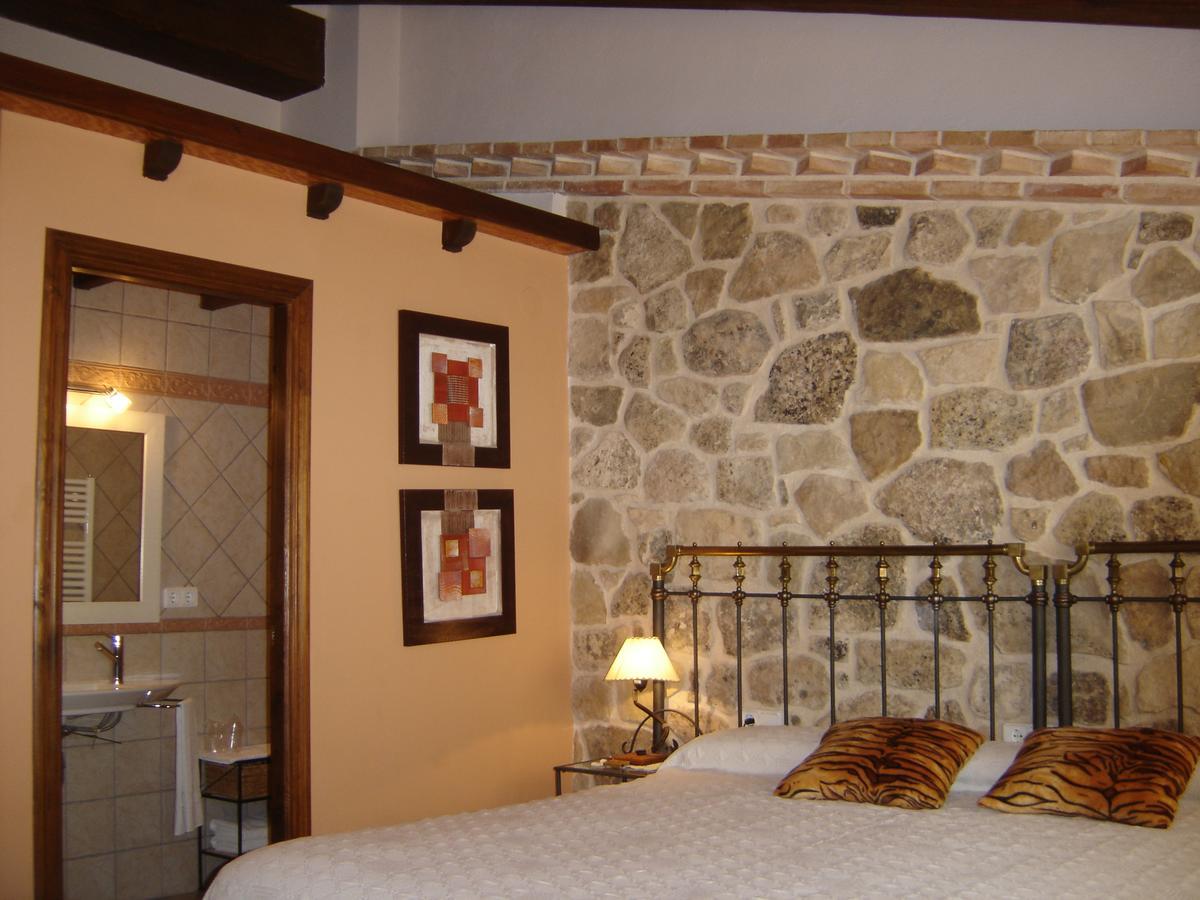 Hostal Casa Laure Y Mª Jose Arens de Lledo Bagian luar foto