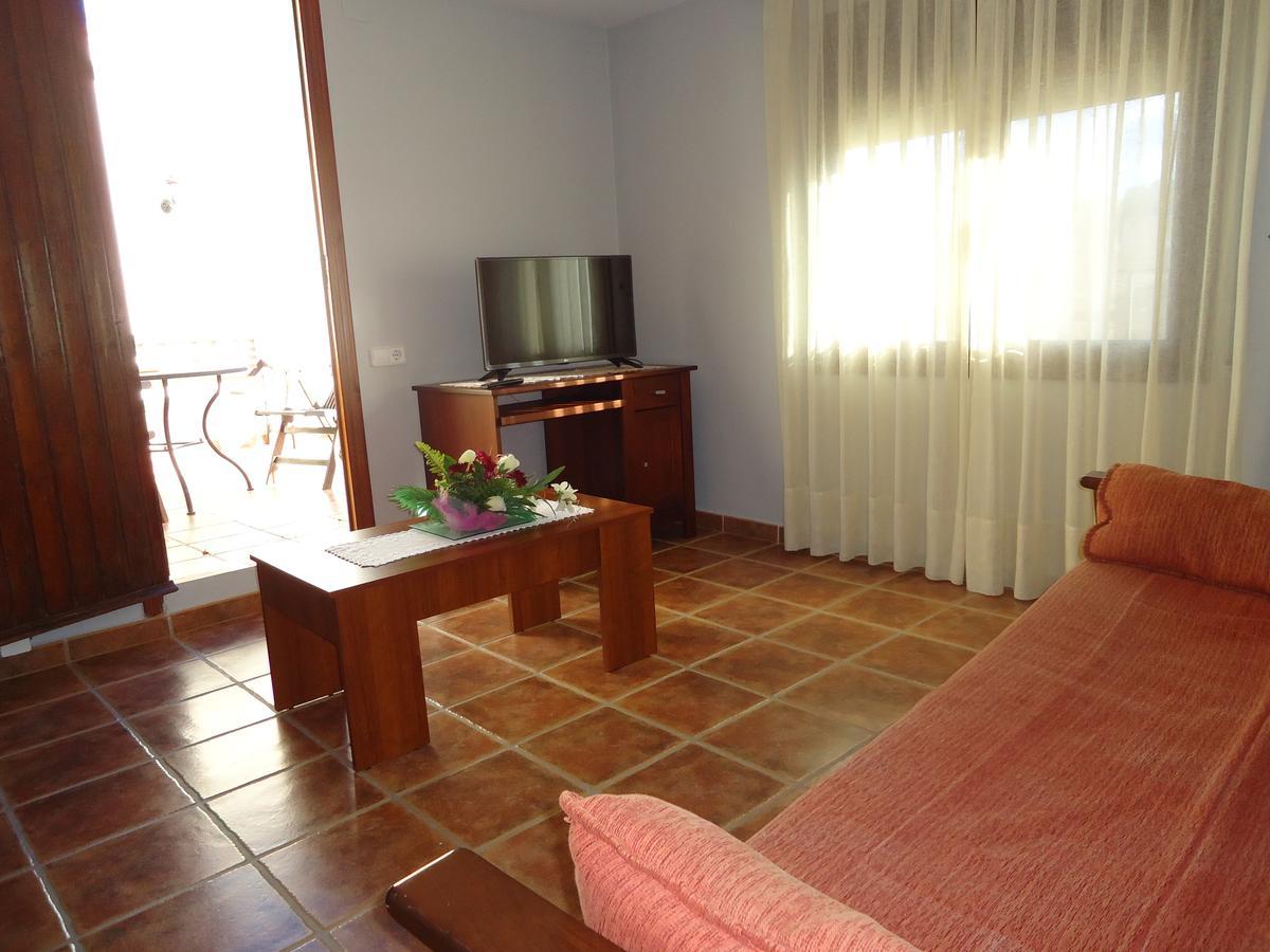 Hostal Casa Laure Y Mª Jose Arens de Lledo Bagian luar foto